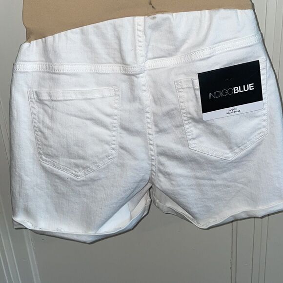 NWT Indigo Blue white denim shorts - Picture 6 of 10